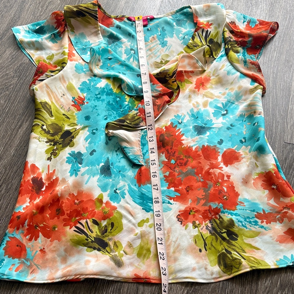 Y2K Sunny Leigh Vibrant Floral Ruffle V-Neck Blouse - Picture 5 of 5